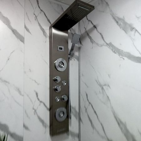 Studio Apartment In London, Bethnal Green Esterno foto