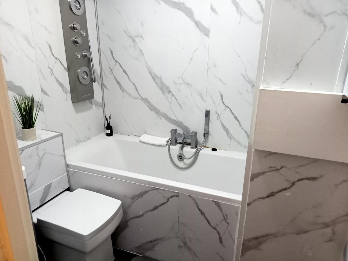 Studio Apartment In London, Bethnal Green Esterno foto