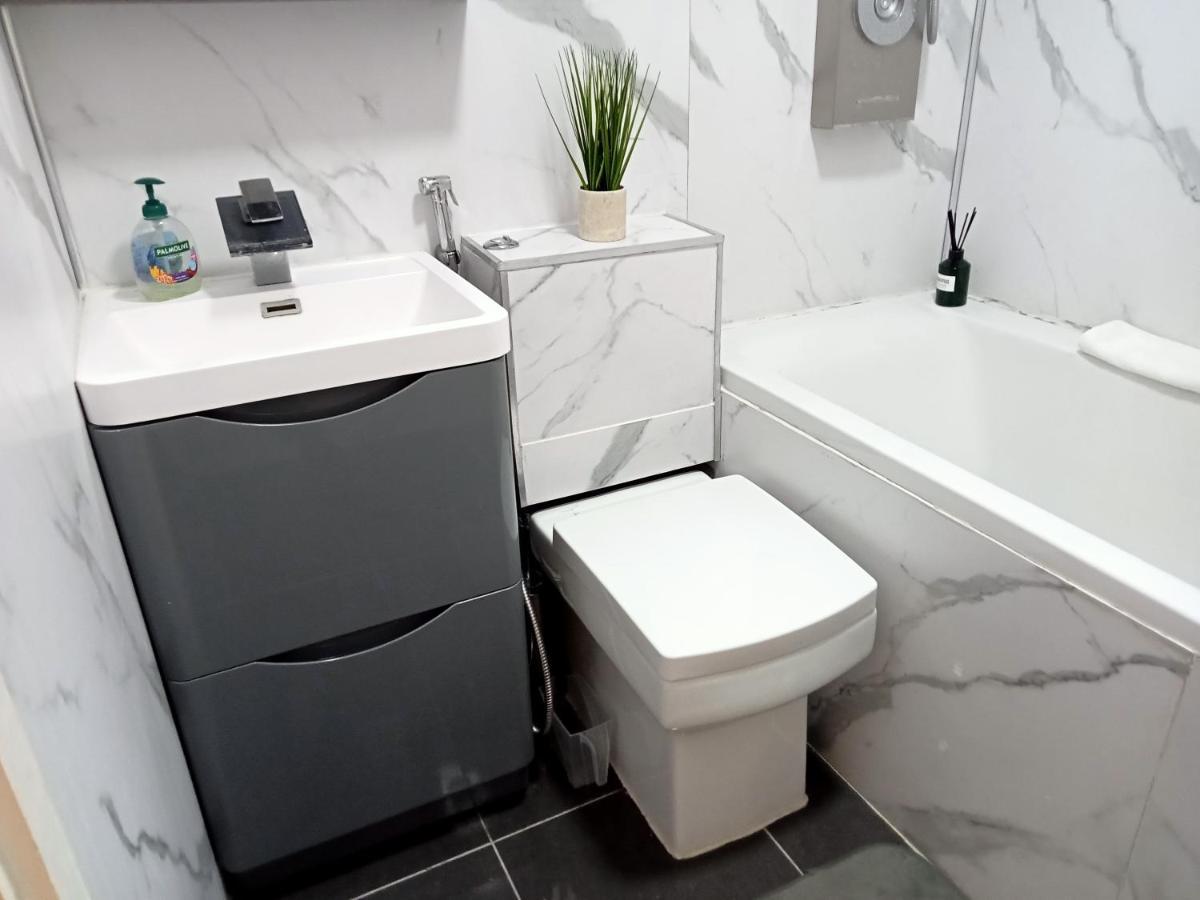 Studio Apartment In London, Bethnal Green Esterno foto