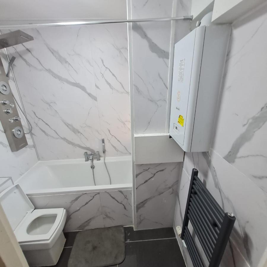 Studio Apartment In London, Bethnal Green Esterno foto