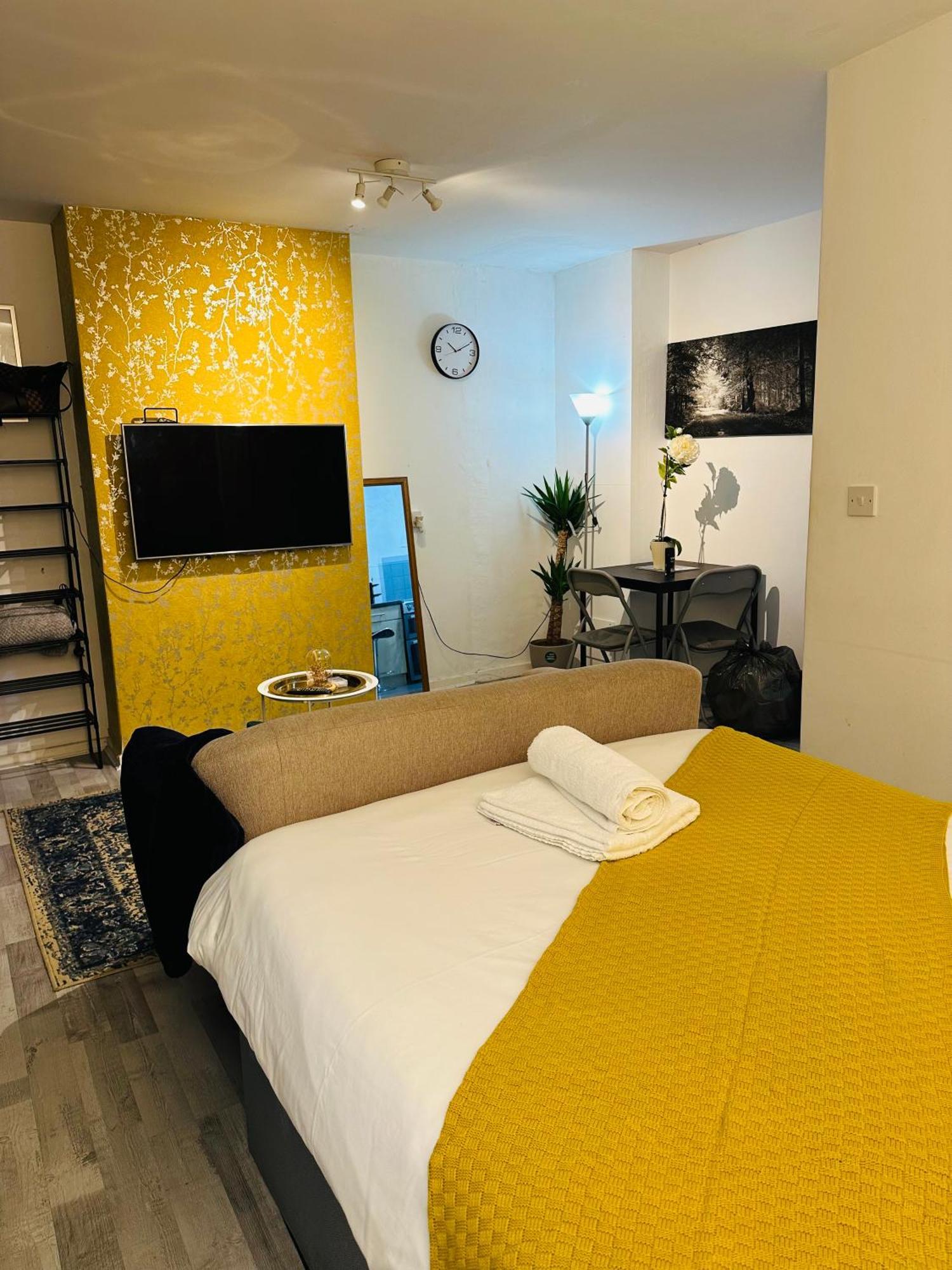 Studio Apartment In London, Bethnal Green Esterno foto