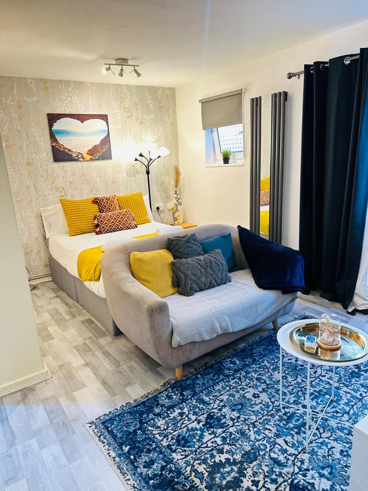 Studio Apartment In London, Bethnal Green Esterno foto